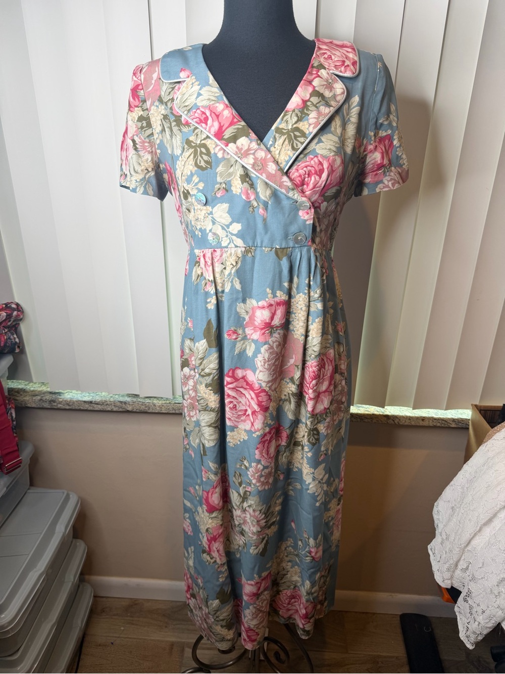 Vintage Positive Attitude Blue Floral Maxi Dress with Pink Roses Size 6